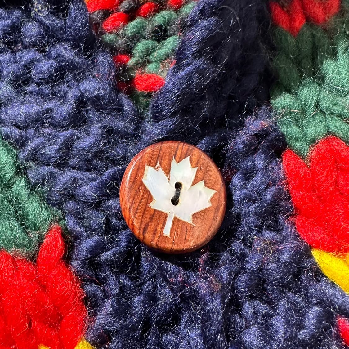 FAB 메이플 캐나다 패턴 코위찬 숄카라 니트 가디건 상품이미지5