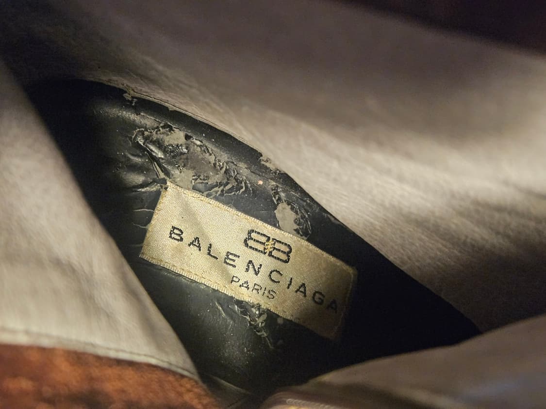 BALENCIAGA PARIS Monogram Short Boots 상품이미지7