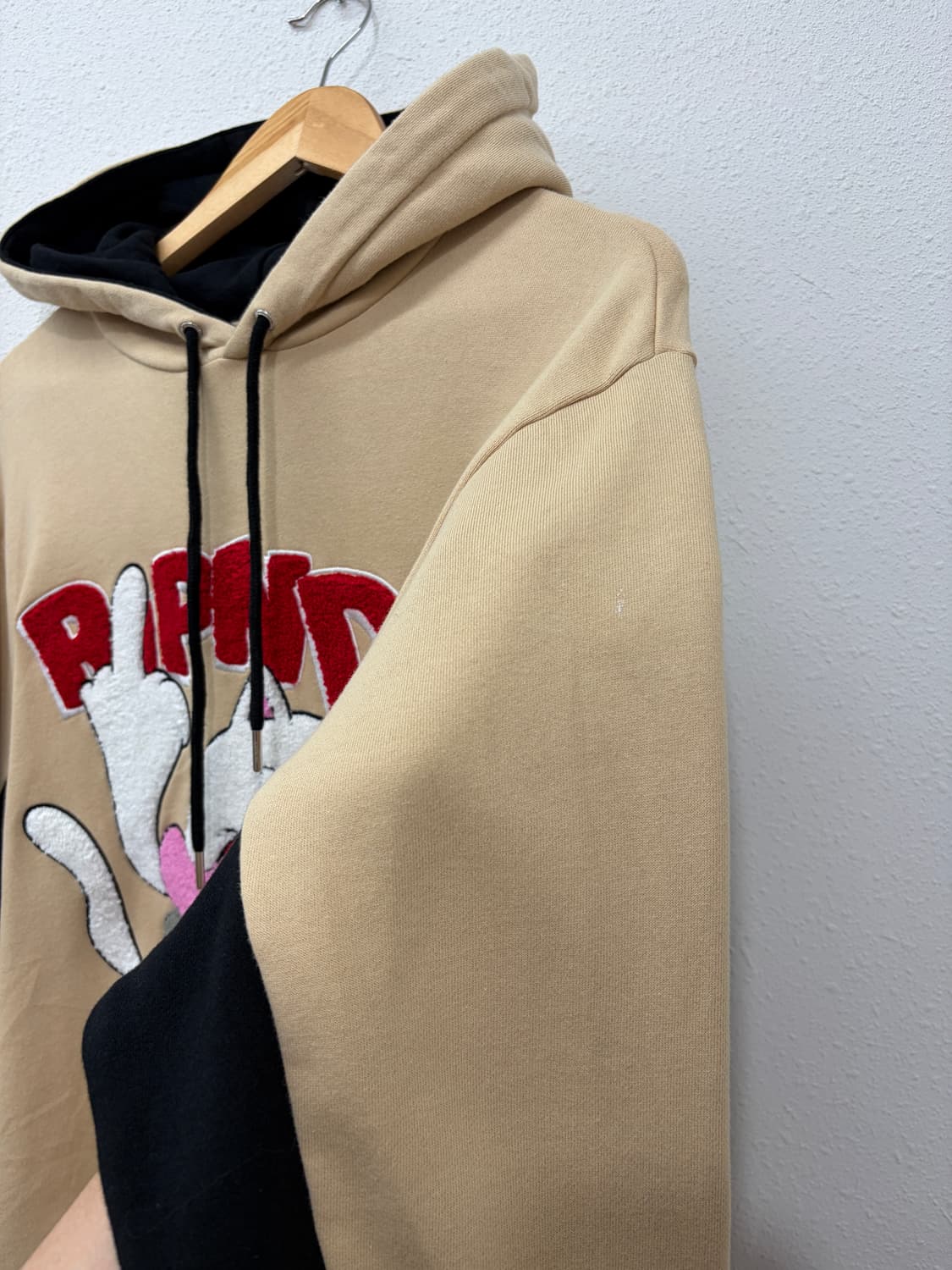 RIPNDIP 빅로고 고양이 자수 후드티 상품이미지4