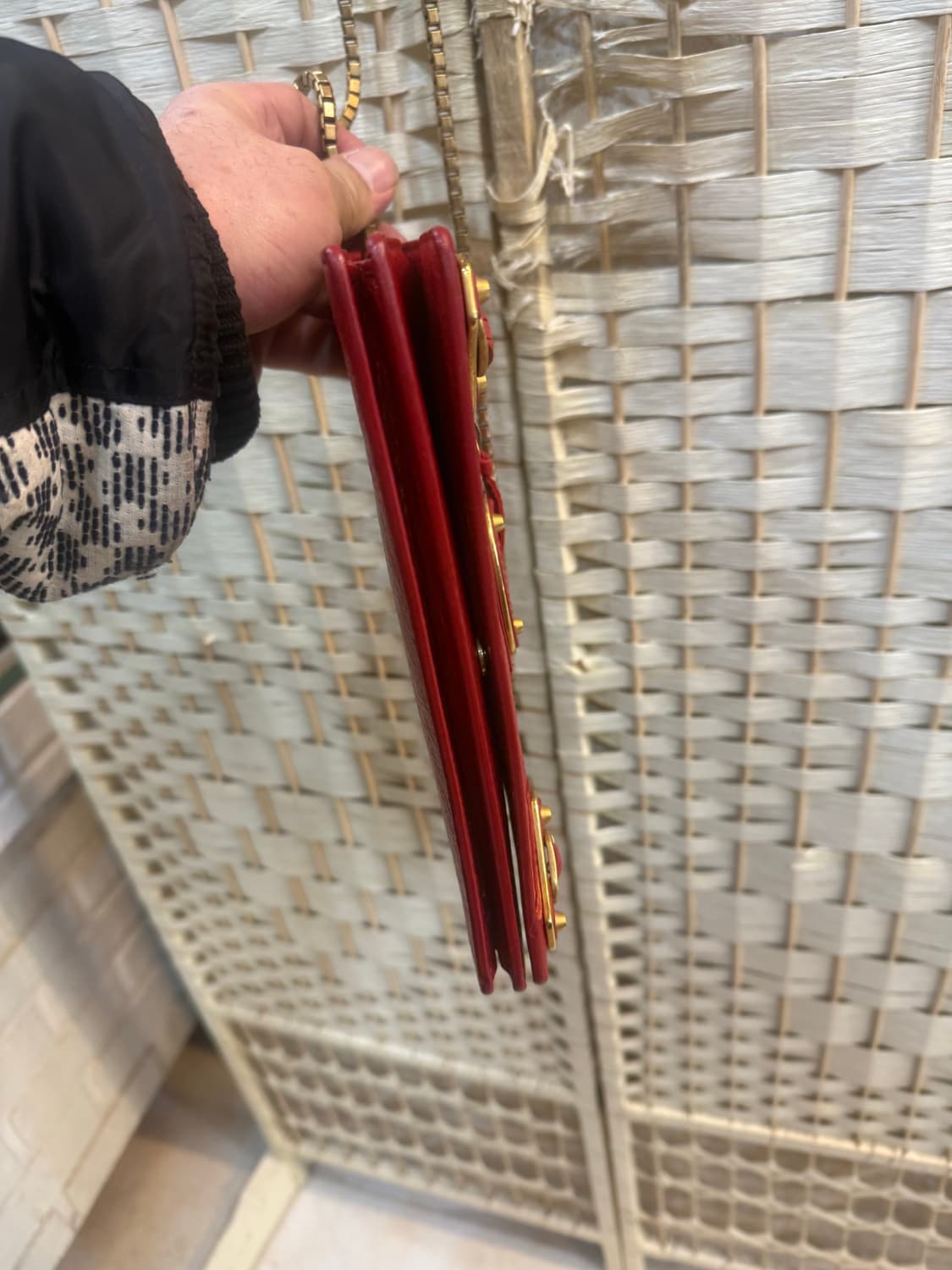 정품 발렌시아가 아크노 메탈릭 엣지 체인 크로스백 팝니다 상품이미지6