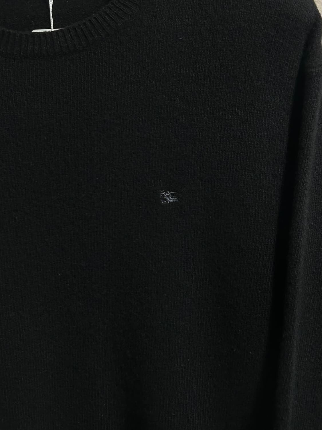 버버리 메리노 울 로고 니트 스웨터 상품이미지4