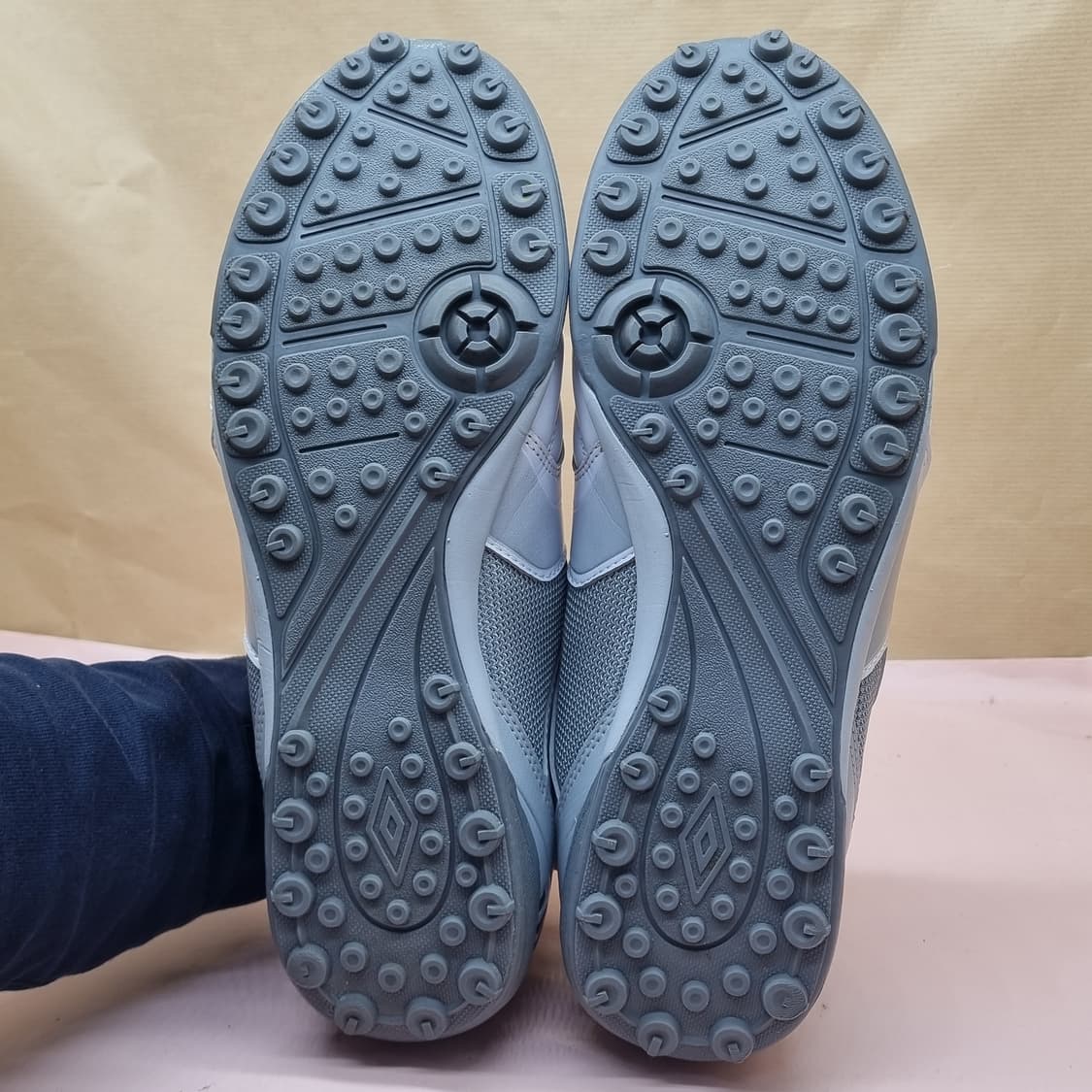 엄브로 풋살화 285 상품이미지3