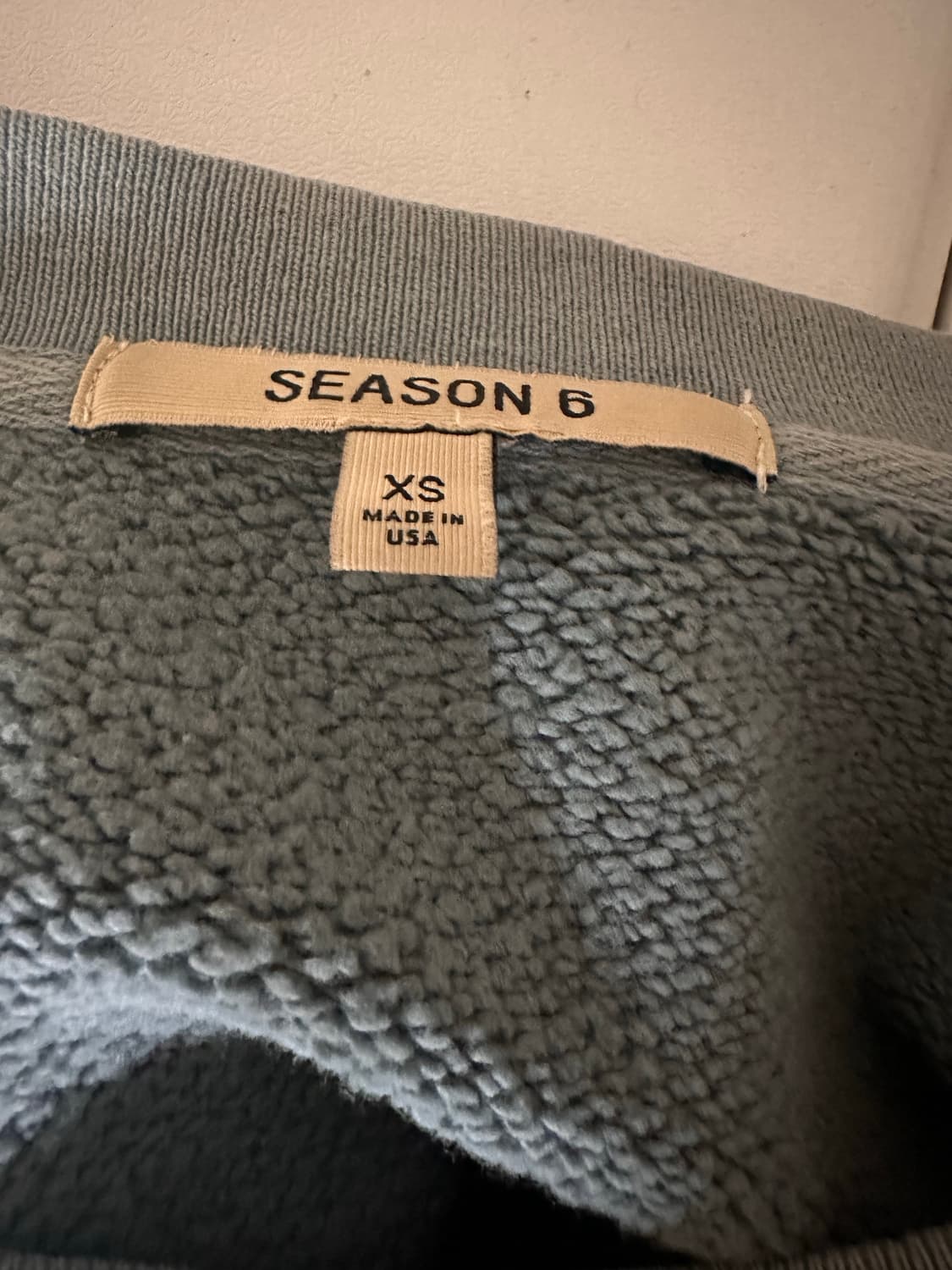 이지 시즌 6 크루넥 글래셔 상품이미지2