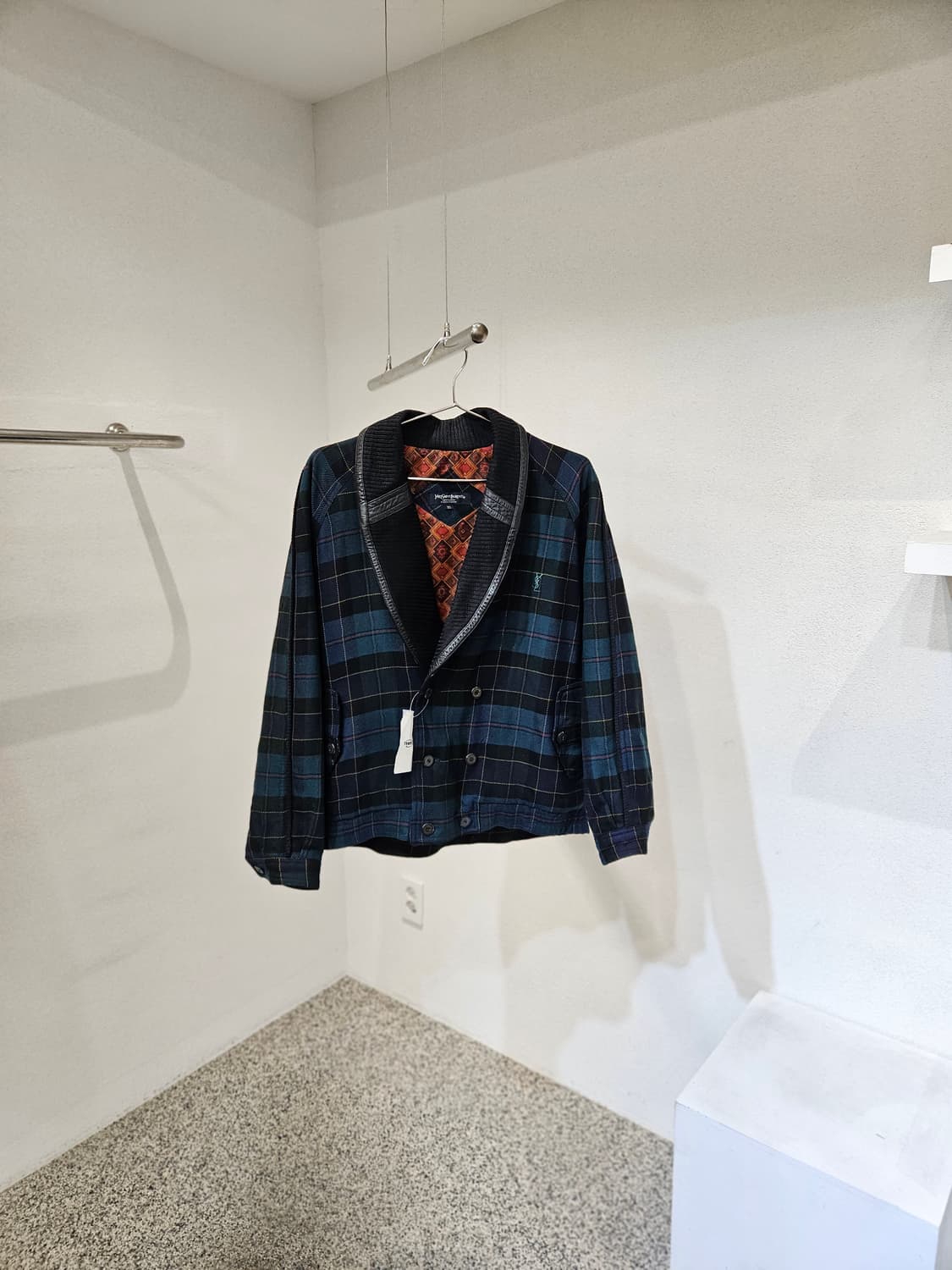 입생로랑 체크 울 자켓 상품이미지1