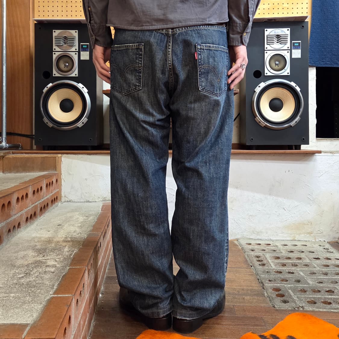 리바이스 512 워싱 세미 와이드 데님 팬츠 상품이미지1