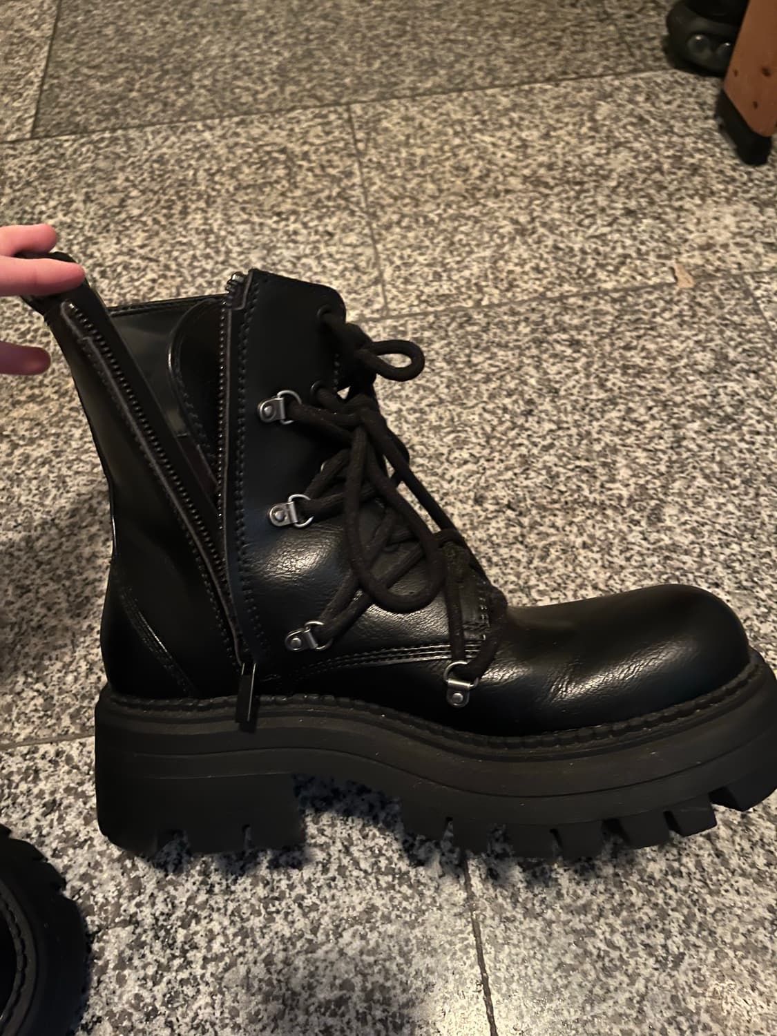 자라 볼륨 레이스업 부츠 42 상품이미지5