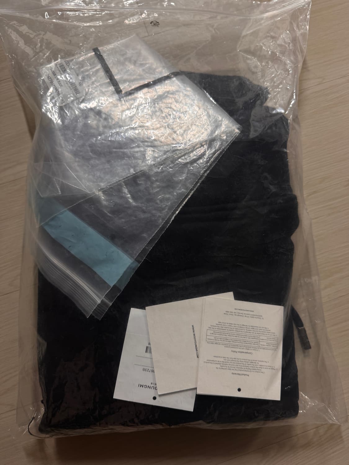 우영미 스웨잉 플라워 후드 블랙 새상품 상품이미지3