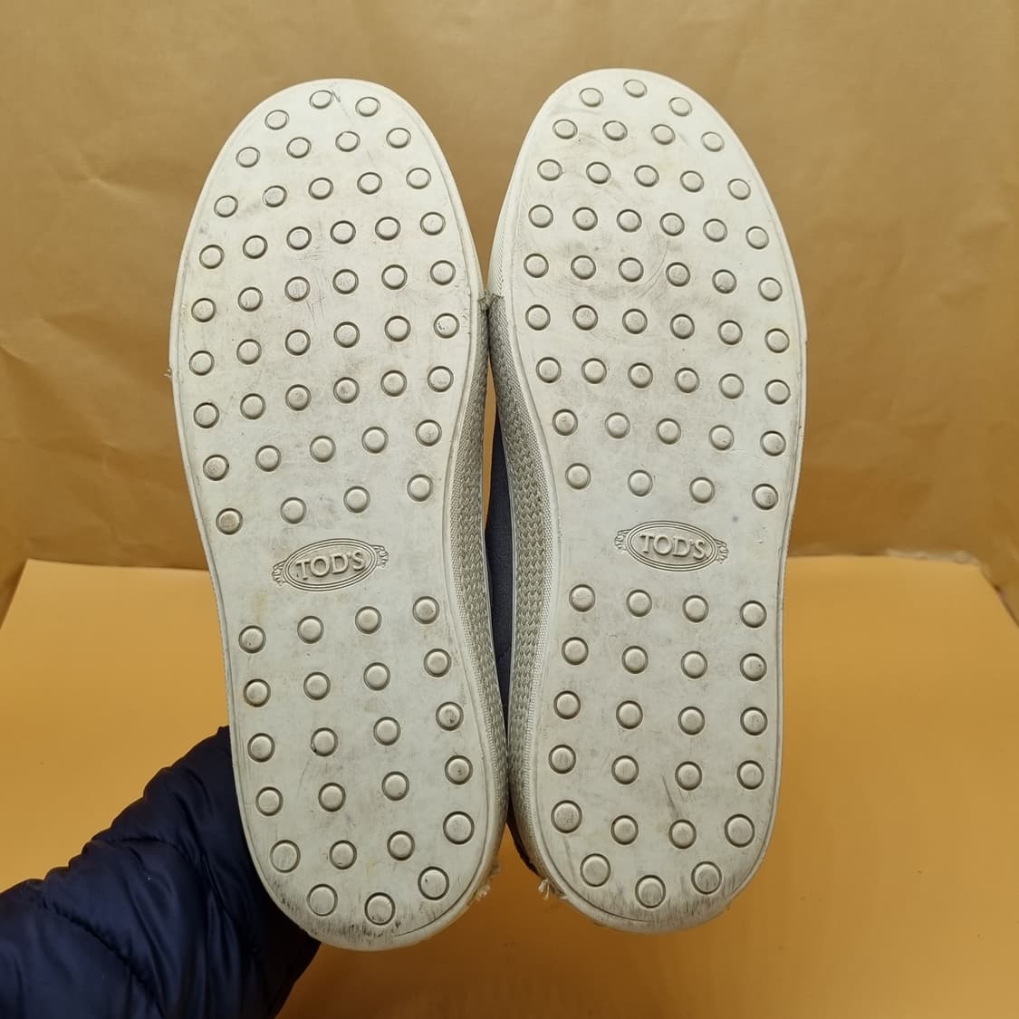 토즈 스웨이드 남성스니커즈270 상품이미지3