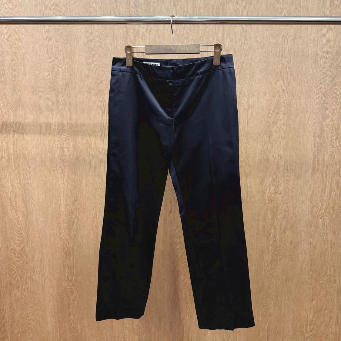 질샌더 슬랙스 히든 클로징 미니멀 디자인 후면 포켓 디테일 네이비 상품이미지2