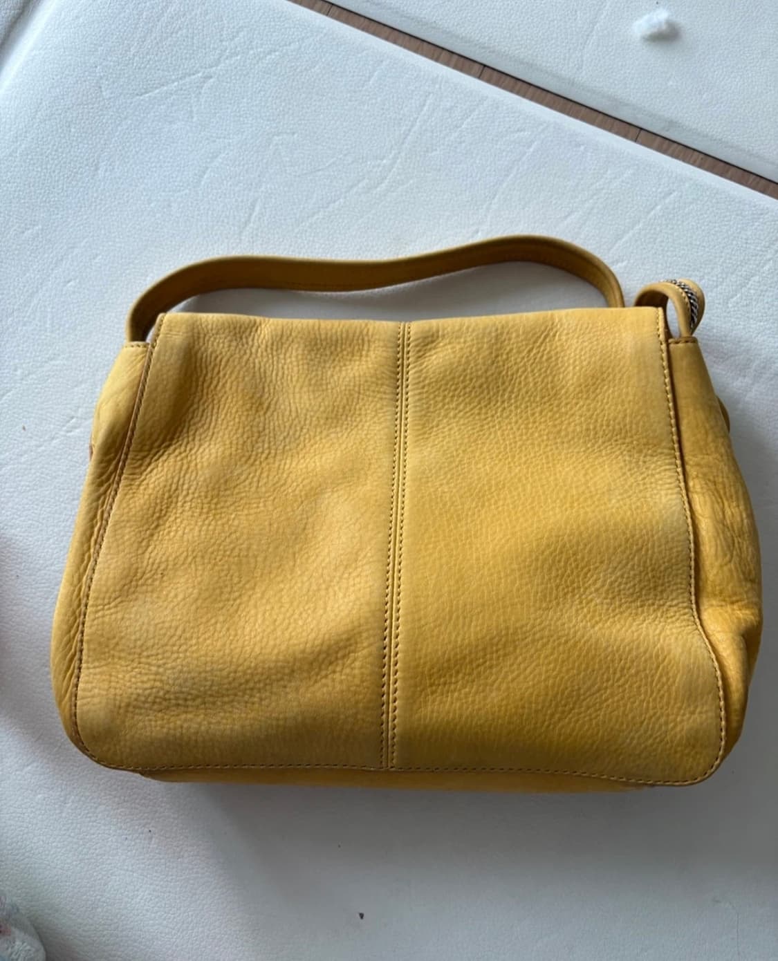 펜디 스웨이드 숄더백 상품이미지3