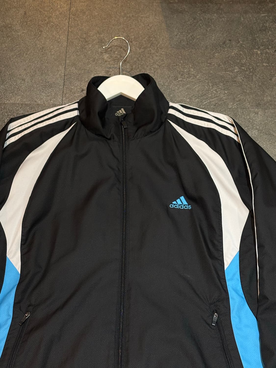 아디다스 올드스쿨 바람막이 잠바 100사이즈 상품이미지4