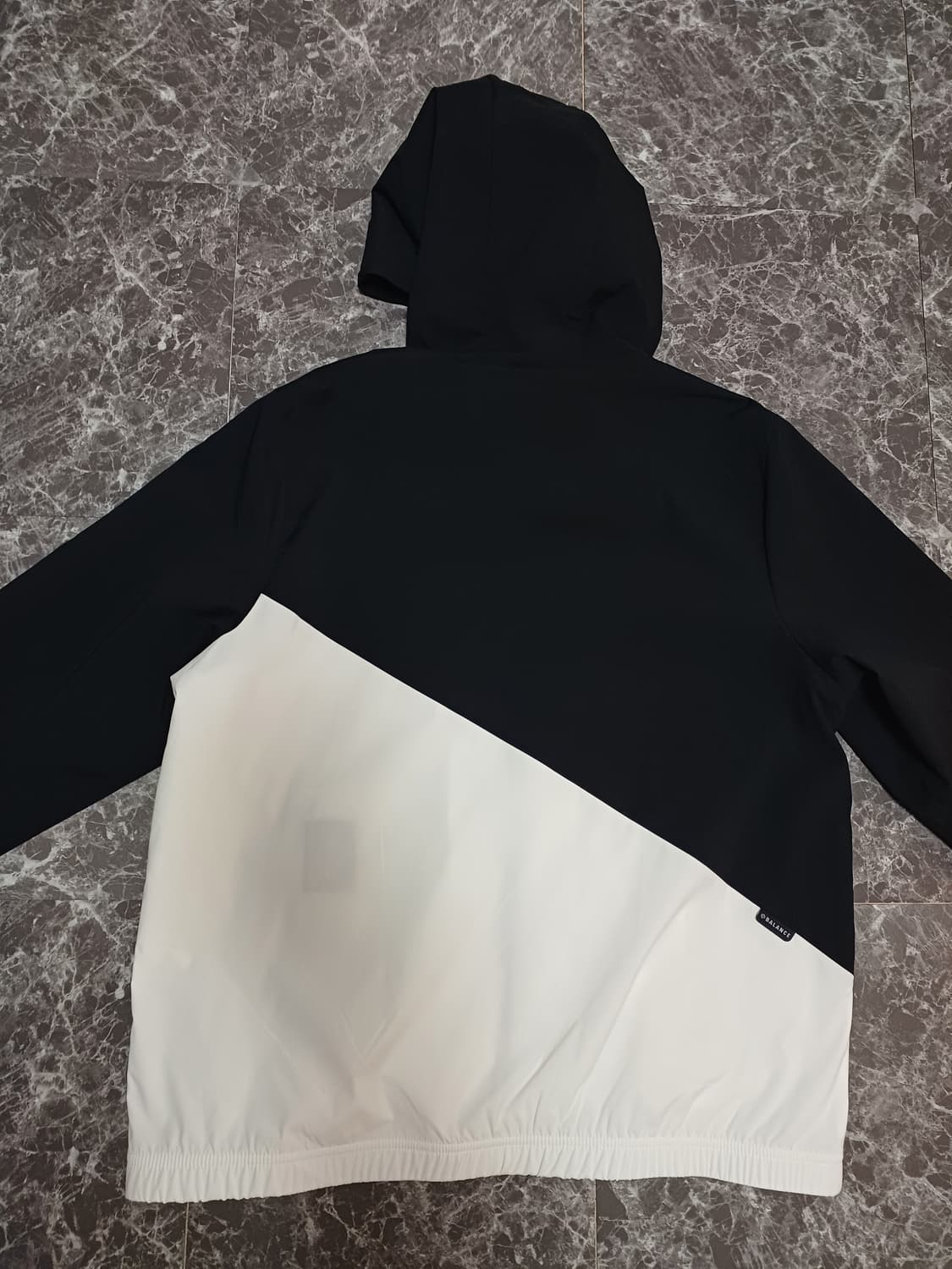 TOPTEN10 바람막이 후드 자켓 (XL)
 상품이미지7