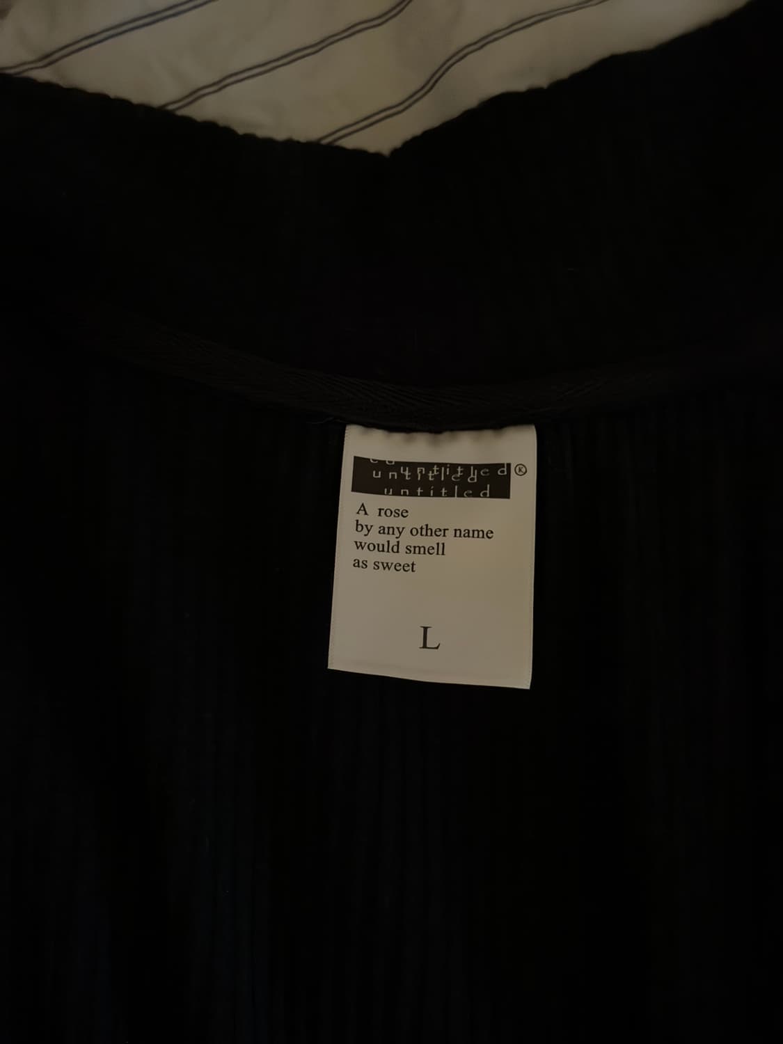 언타이틀서울 바시티 하이넥 집업 블랙 L 상품이미지3