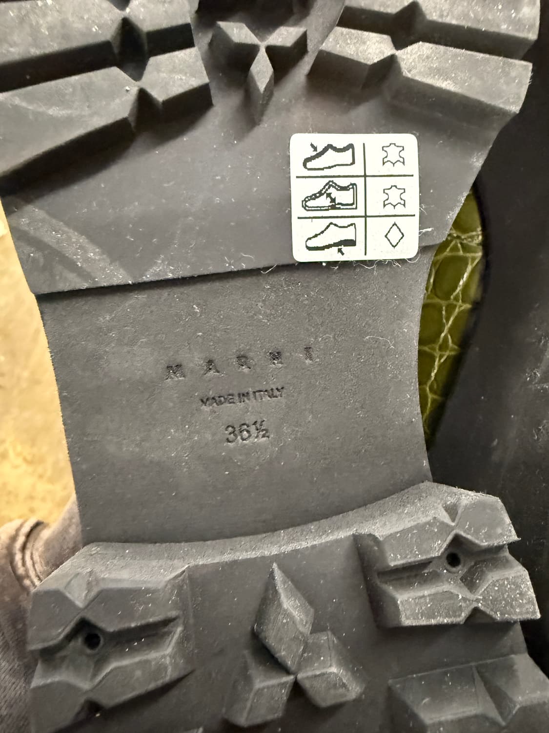 마르니 크로커다일 엠보스드 로퍼 36.5 상품이미지10