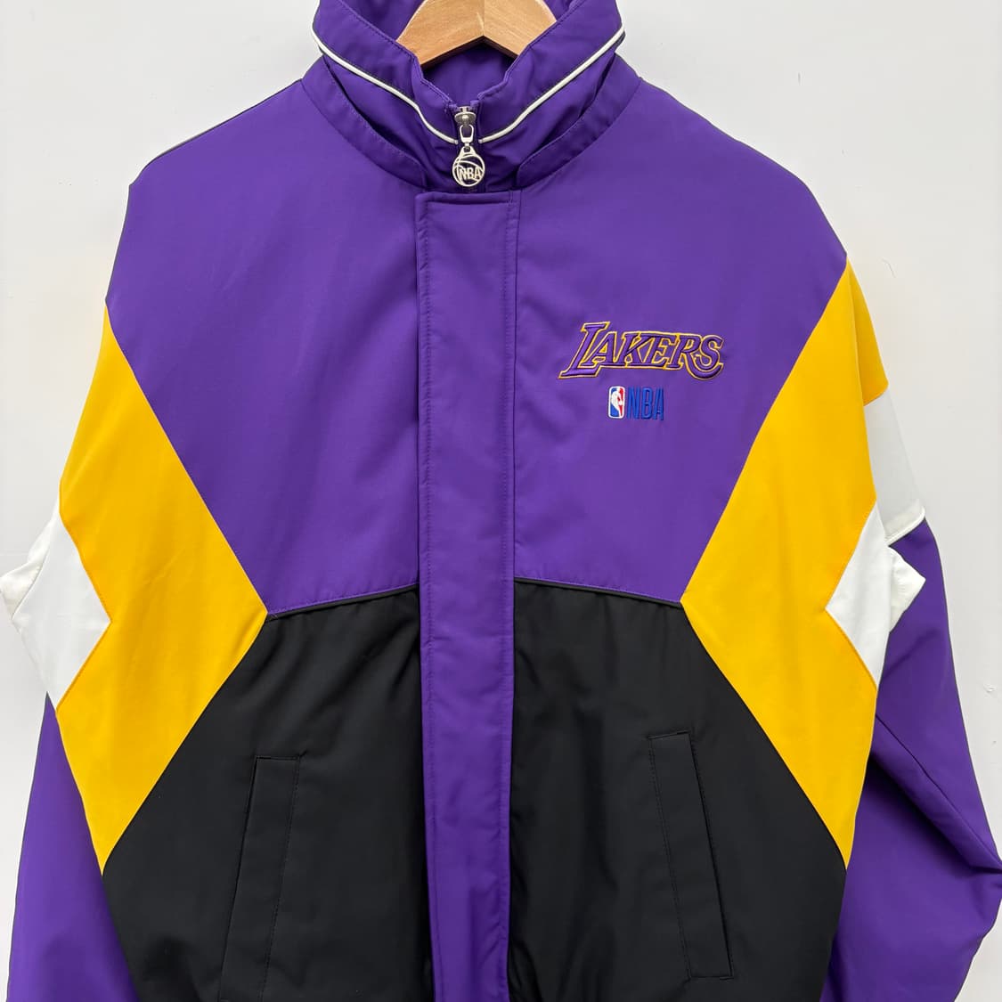 NBA 레이커스 바람막이 점퍼 보라/검정 M 상품이미지2