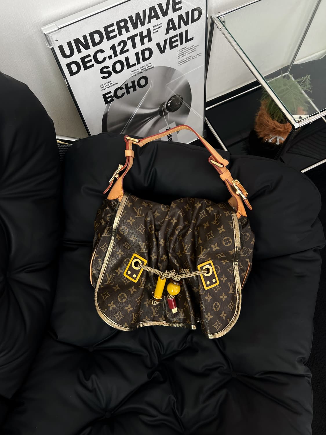 루이비통 모노그램 칼라하리 GM 리미티드 에디션 상품이미지1