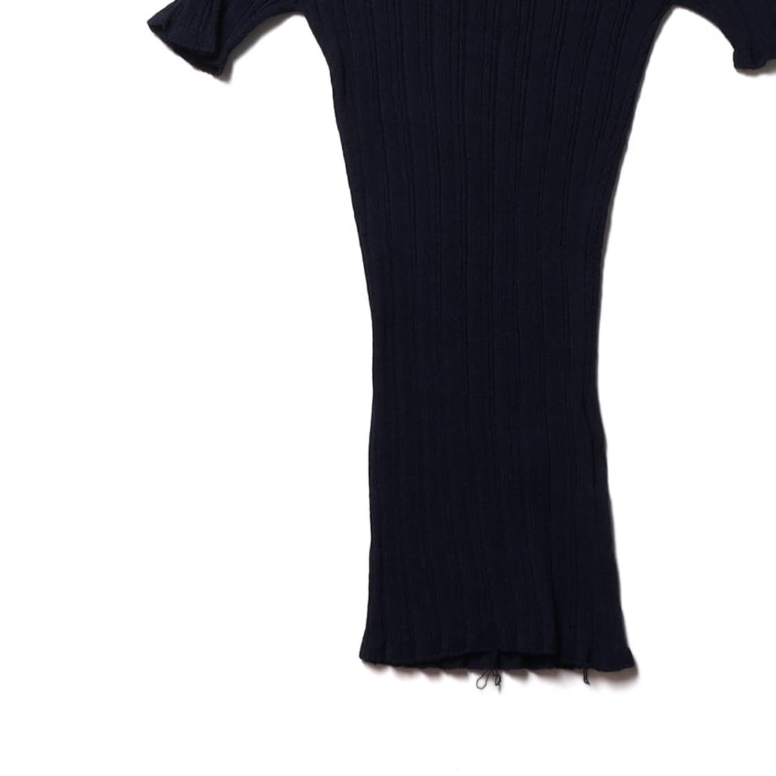 자크뮈스 Jacquemus Rayon Half Sleeve Knit 
 상품이미지3