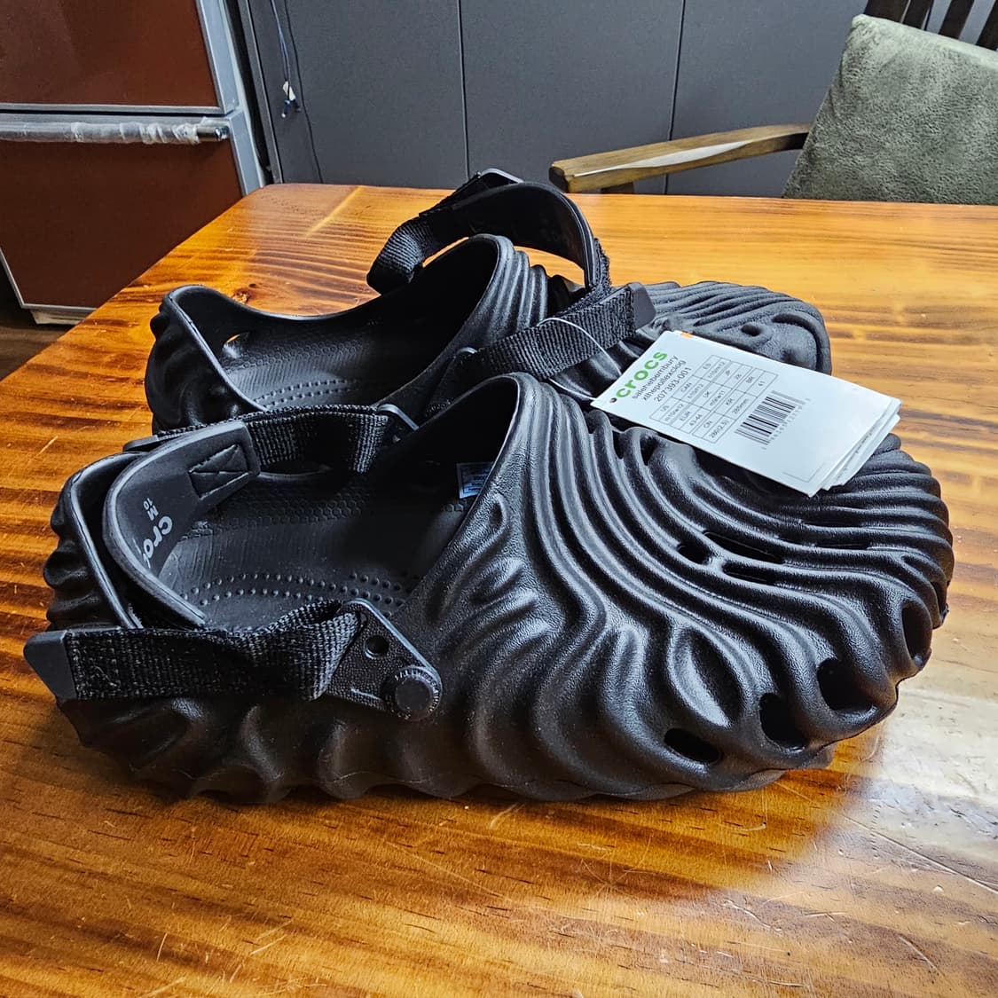 (새상품) 크록스 살레헤 벰버리 폴렉스 클로그 블랙(새스콰치) 2 상품이미지1