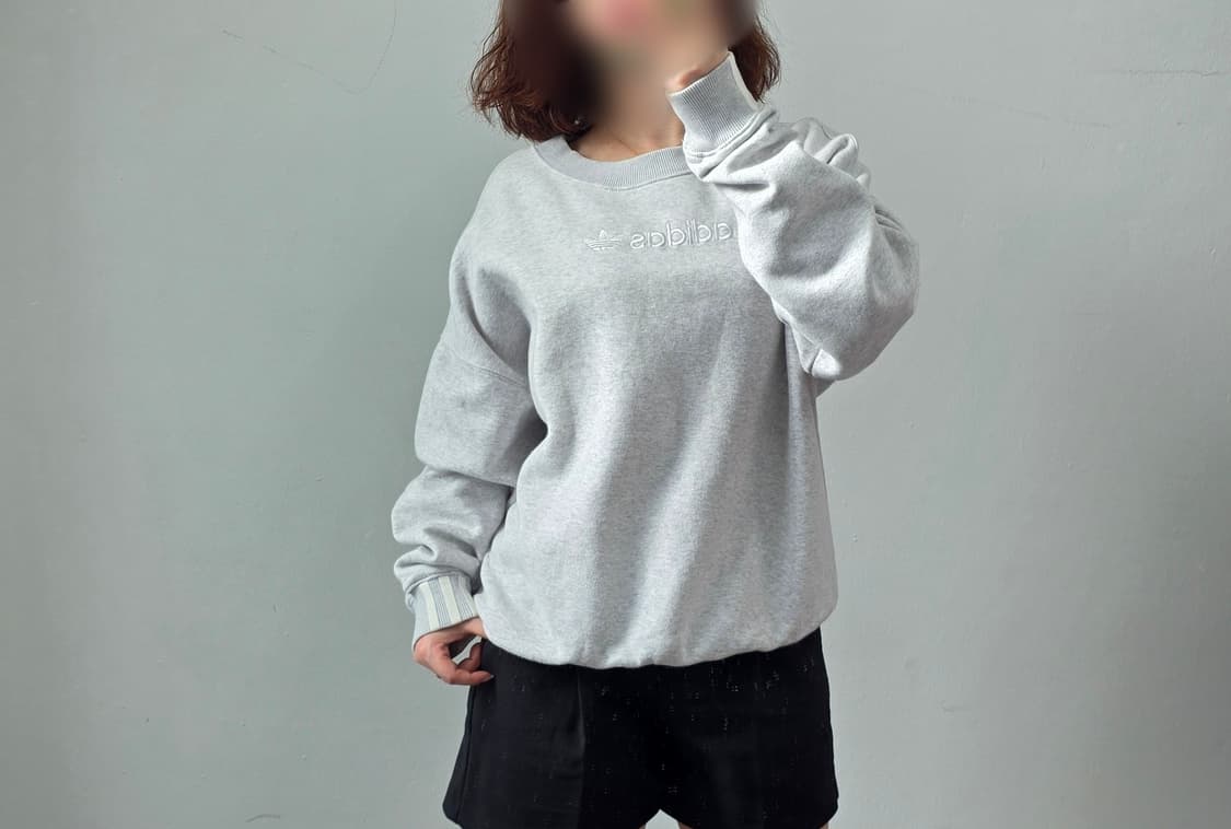 [프립]아디다스 그레이 맨투맨 상품이미지1