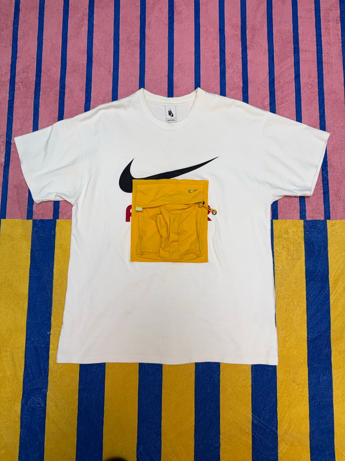 나이키 포켓 반팔 티셔츠 M size 상품이미지1