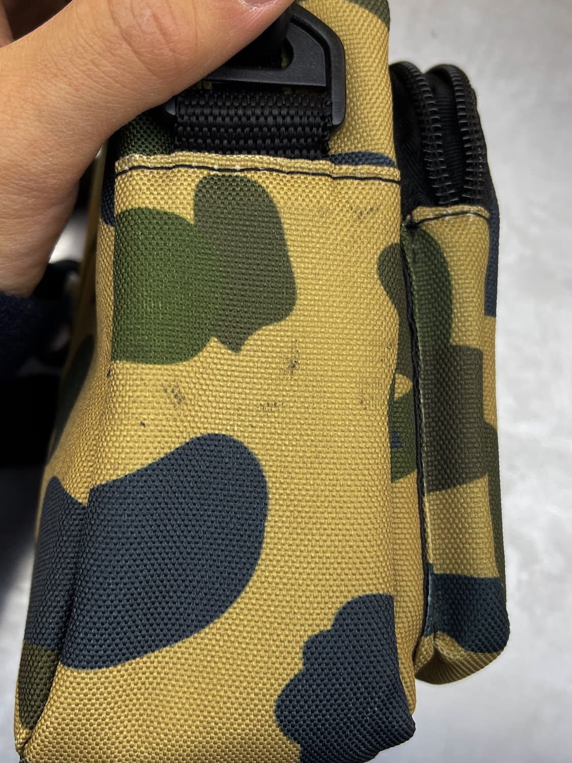 베이프 1st 카모 미니 크로스백 상품이미지10