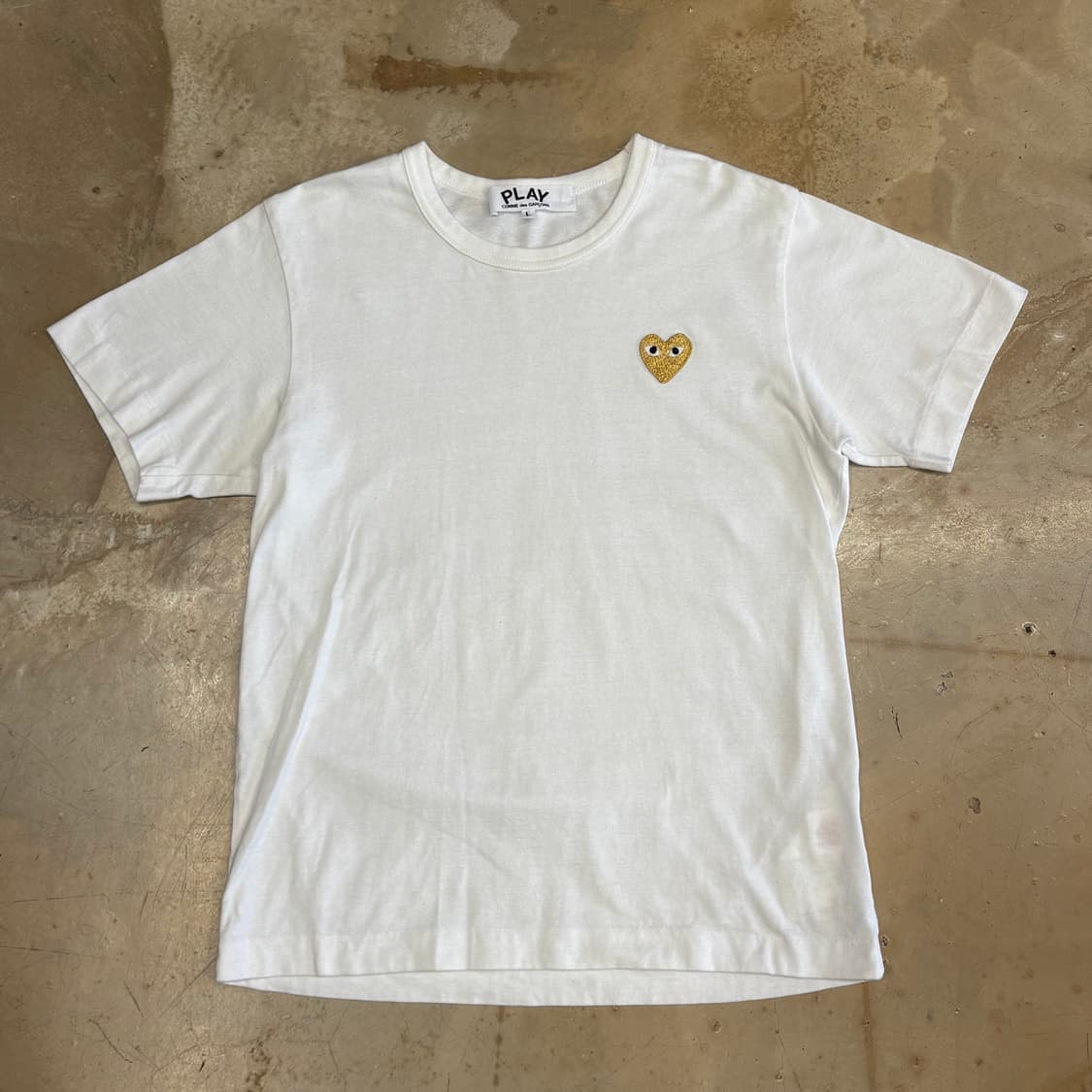 L 꼼데가르송 골드와펜 화이트 반팔티 상품이미지2