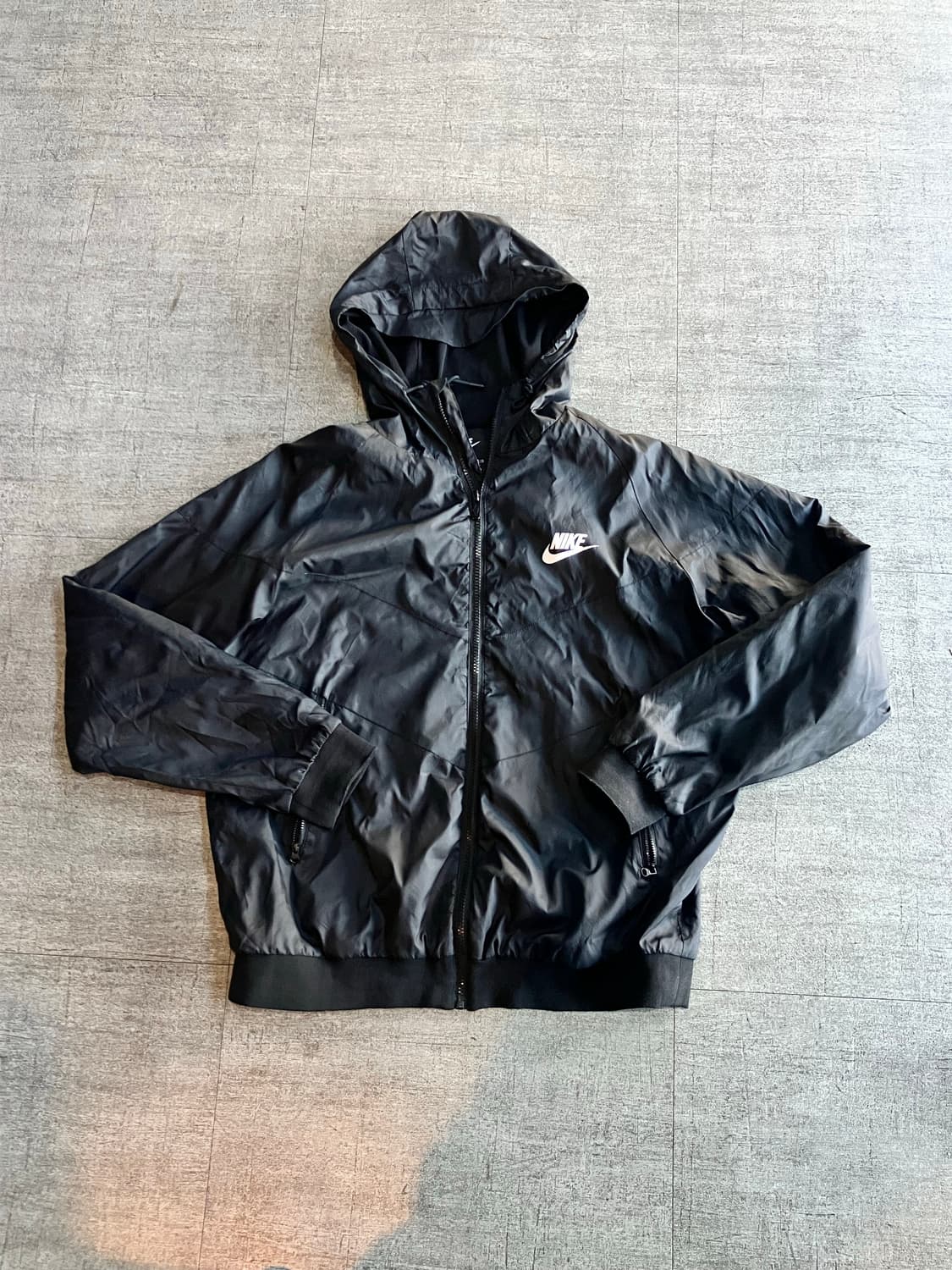 Nike 나이키 nsw가슴로고  윈드스토퍼 후디바람막이 상품이미지1