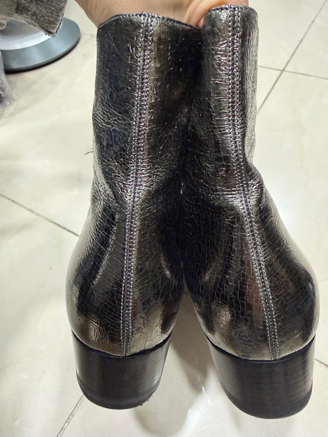 생로랑 매탈릭 앵클부츠 (42)사이즈 상품이미지4