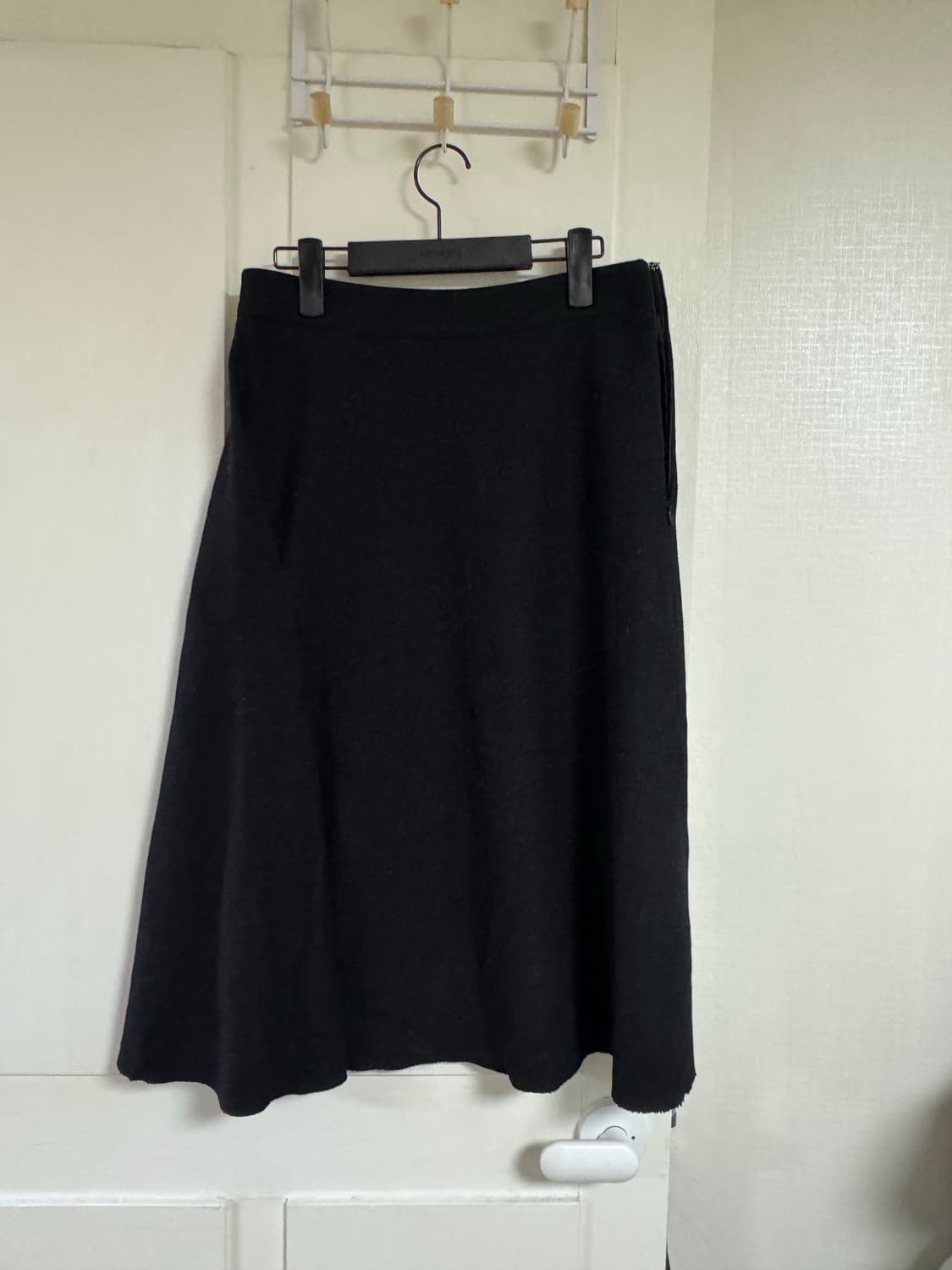 아더에러 미디스커트 상품이미지1