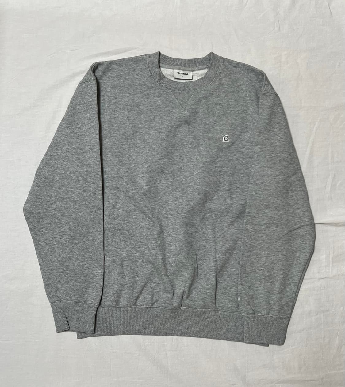 [새상품] M) 커버낫 시그니처 심볼 맨투맨 멜란지 그레이 상품이미지3