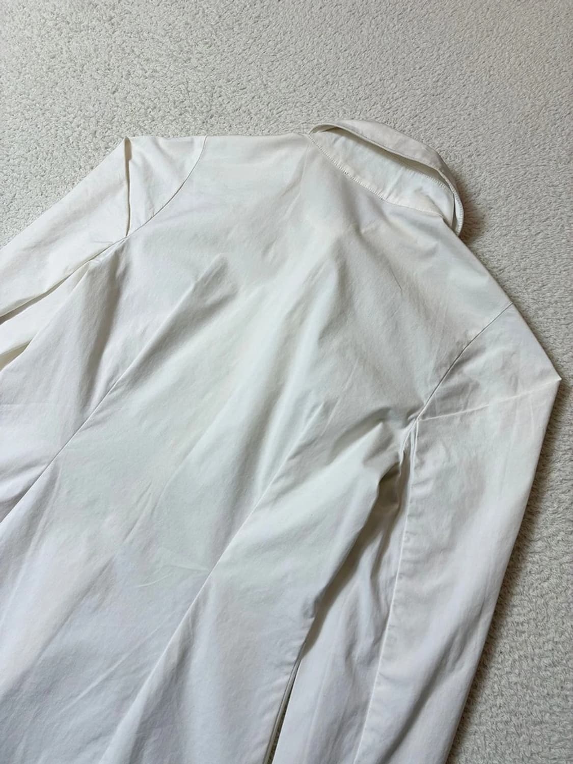 비비안웨스트우드 13FW 올드머니 로고 블라우스 PN6788 상품이미지8