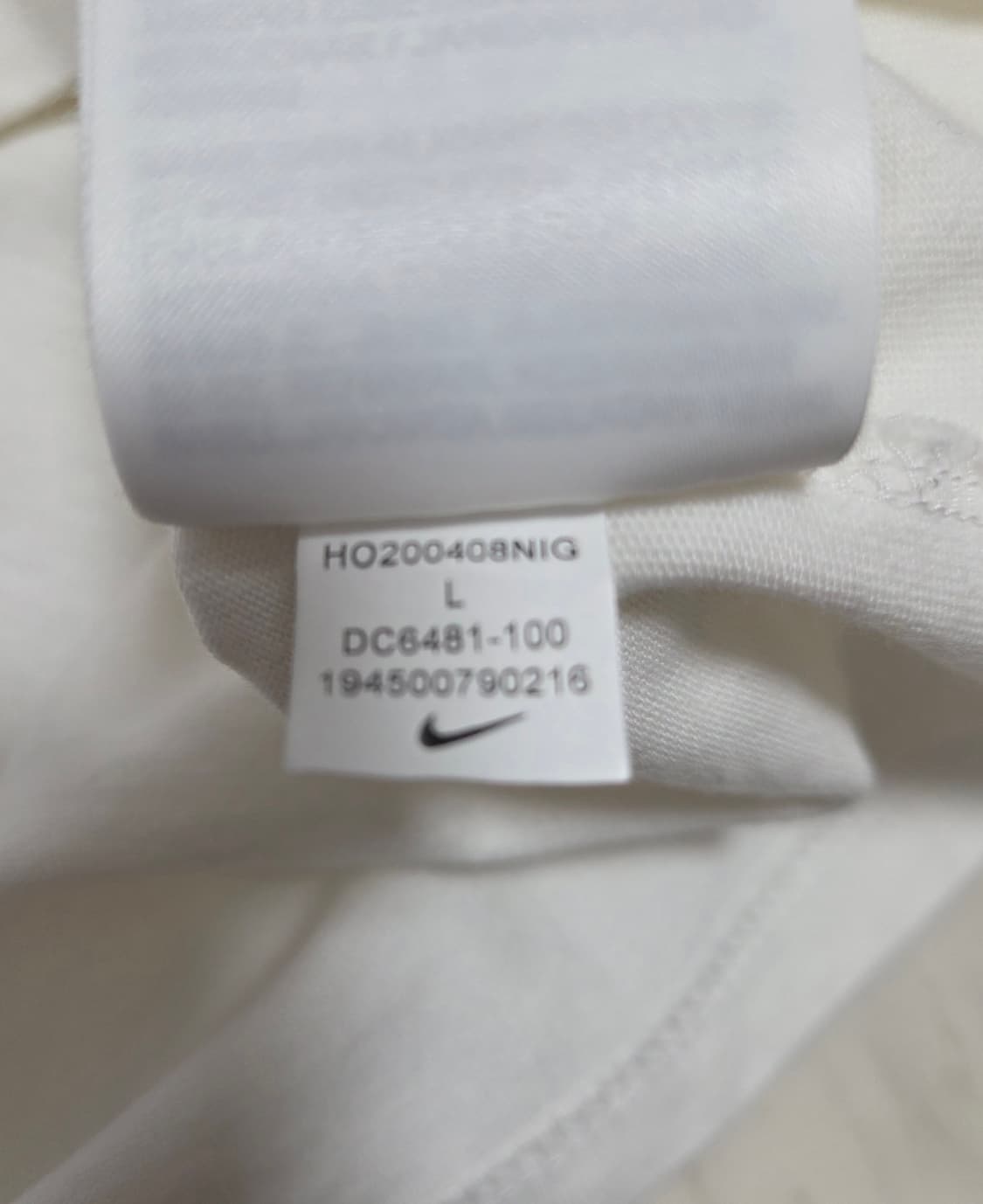 나이키 그래픽 화이트 반팔티  상품이미지8