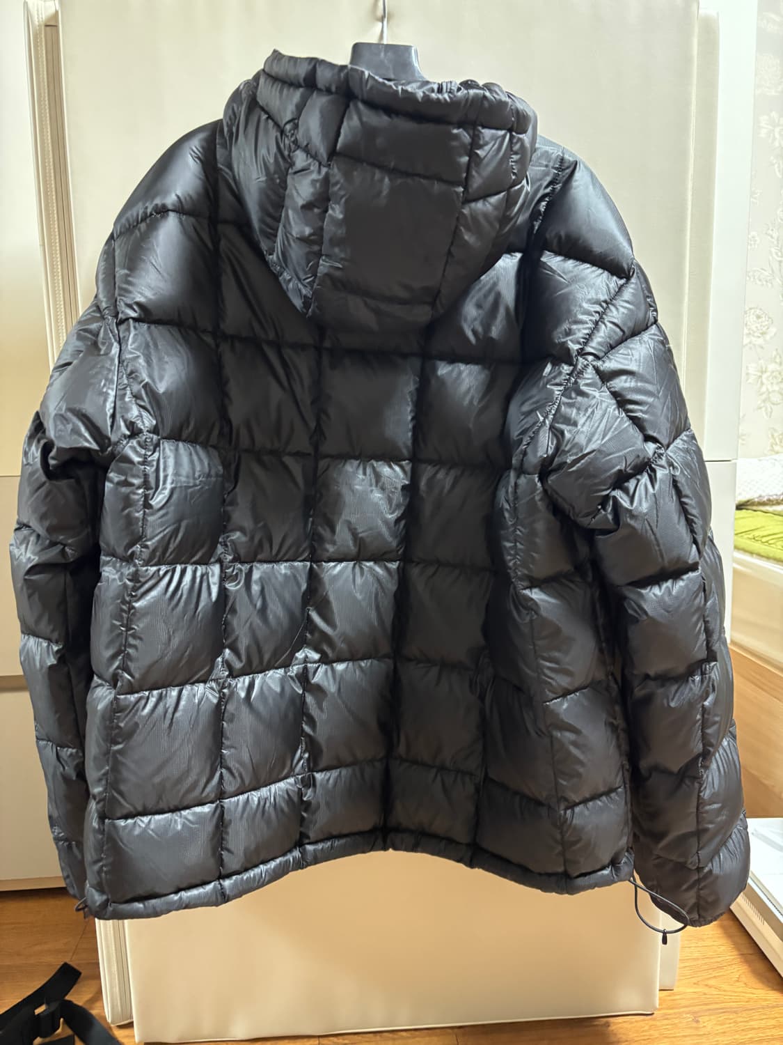 스투시 미드웨이트 후드 푸퍼 블랙 상품이미지4