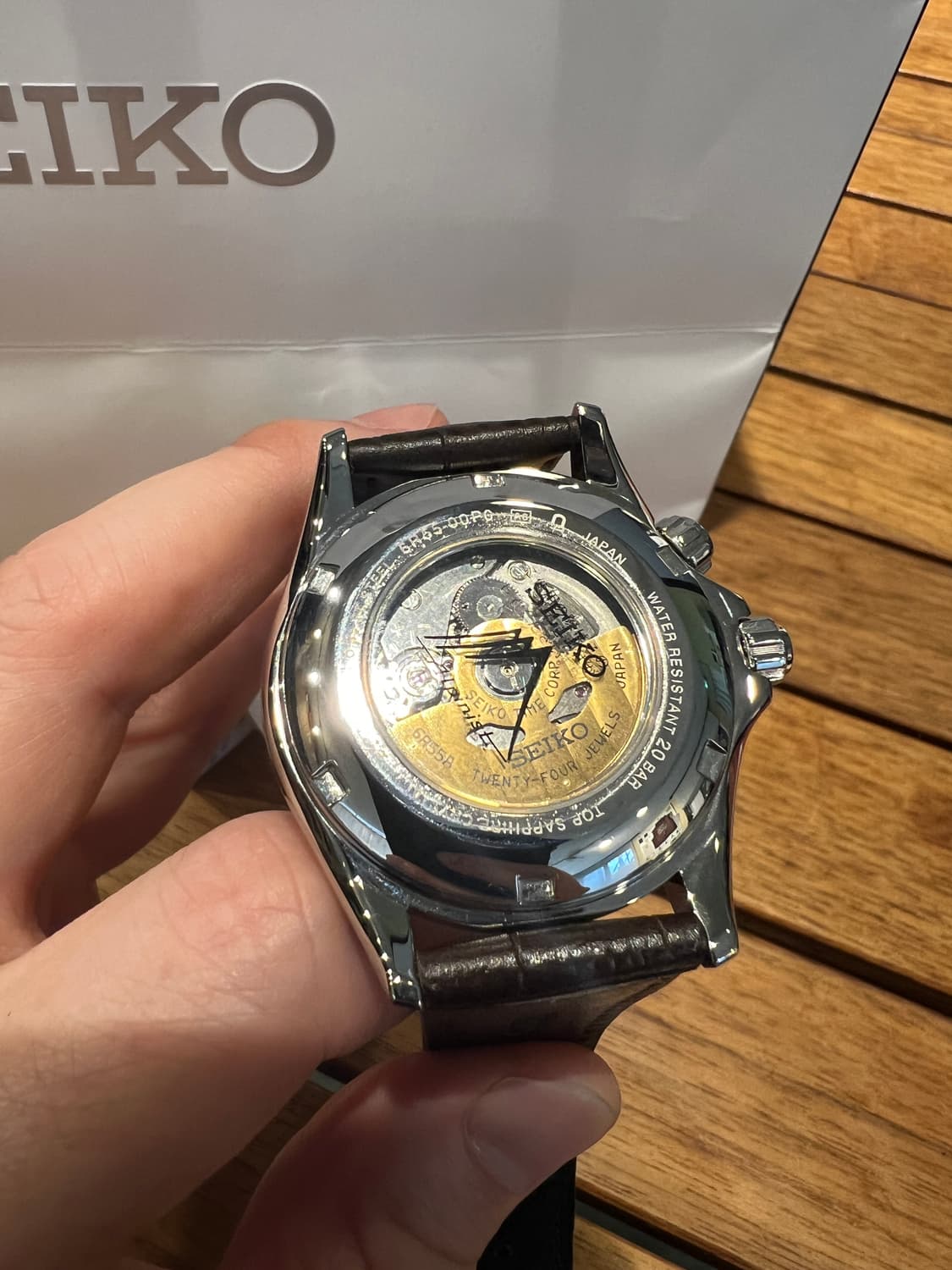 신형 알피니스트 spb507 몇일전 삼정공식에서 구매한 신품 판매합니다. 상품이미지7