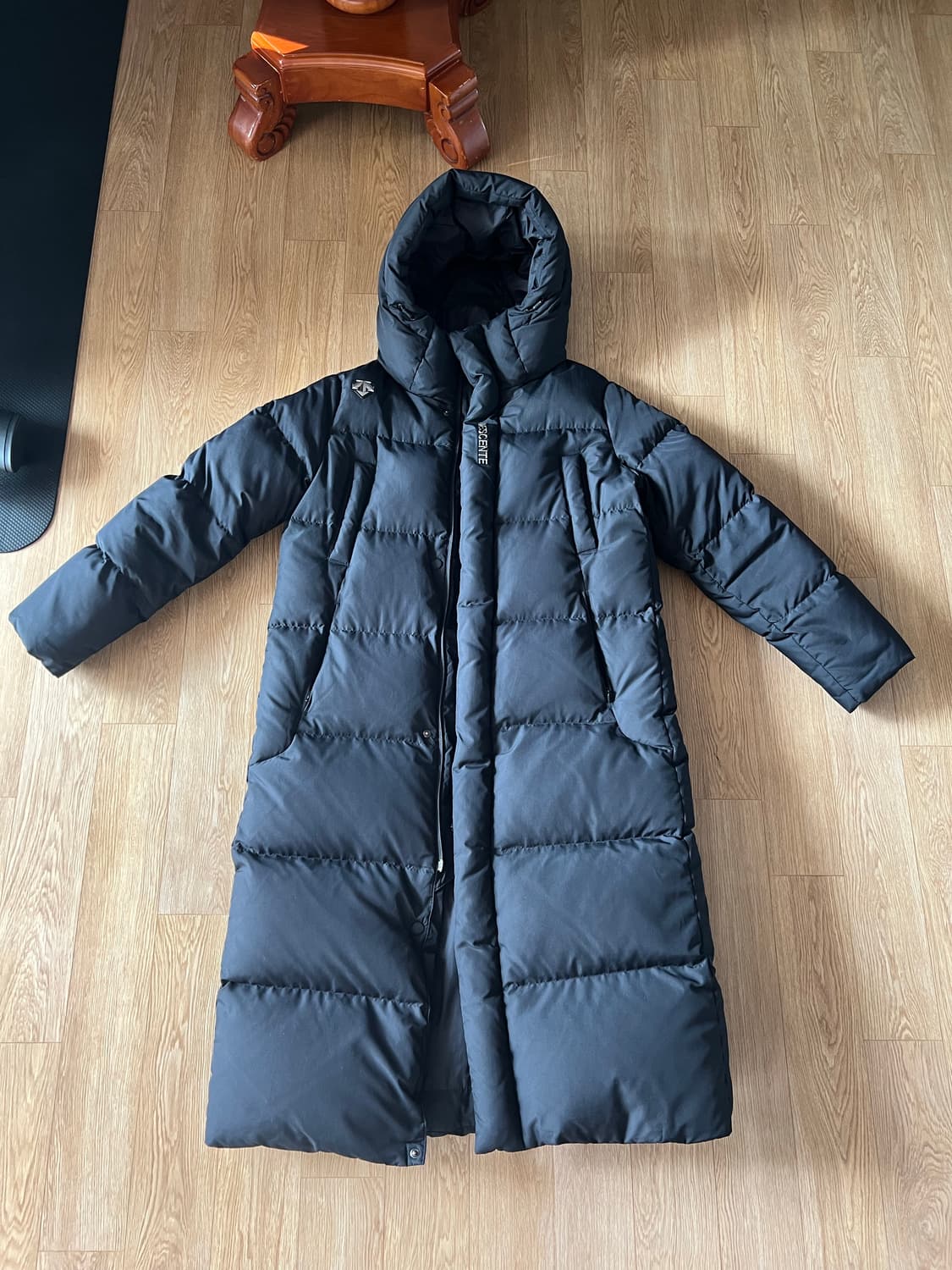 데상트 롱패딩 블랙패딩 스몰 여성패딩 상품이미지1