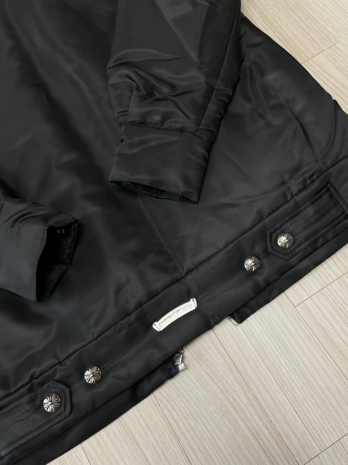 [새상품] 크롬하츠 트리플 로고 나일론 푸퍼 패딩 상품이미지9