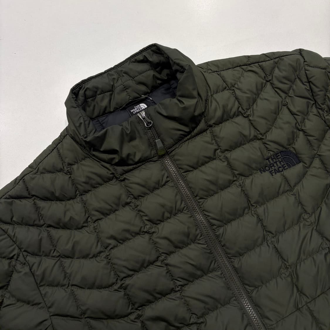 [XL] 노스페이스 티볼 테크 경량 패딩 자켓 카키색 C990 상품이미지3