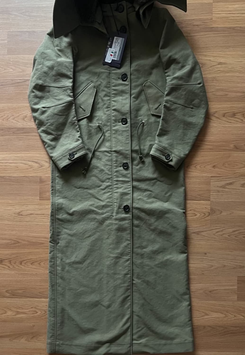 [38] FW23 프라다 후디드 맥시 파카 판매합니다 상품이미지3