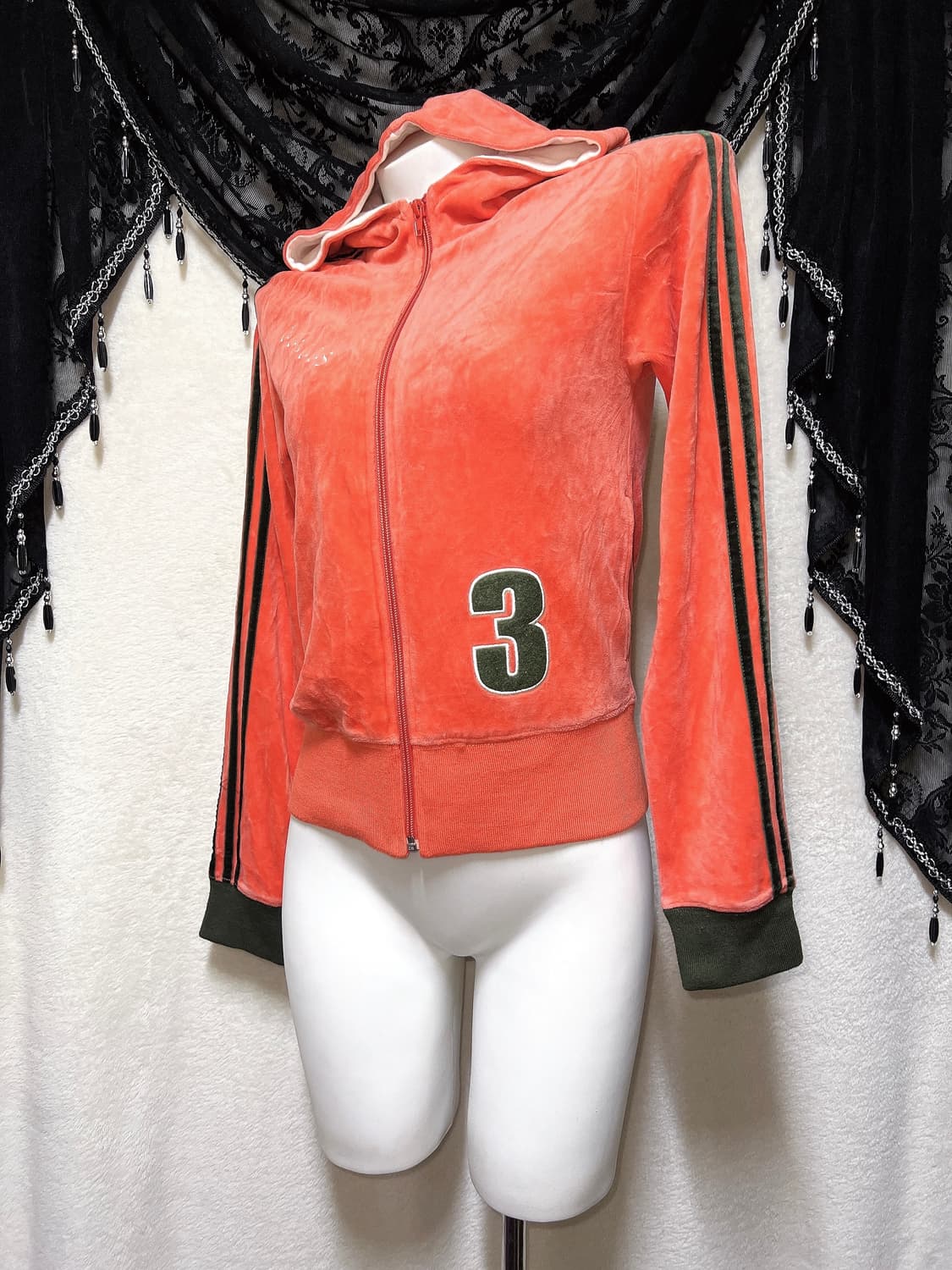 아디다스 adidas 트랙탑 벨벳 후드집업 져지 스포티 갸루 y2k 상품이미지5