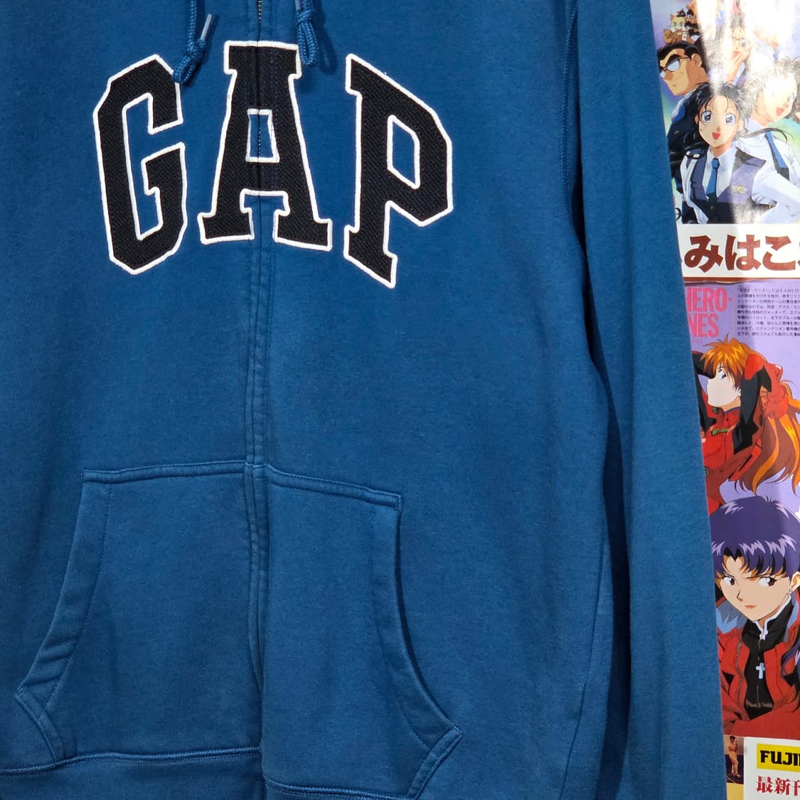 갭 딥블루 빅로고 자수 약기모 후드집업 상품이미지4