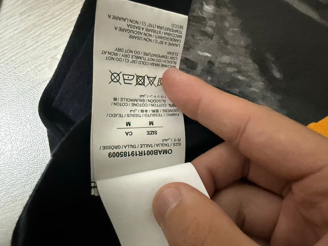 오프화이트 슬리브 맨투맨 M 상태극상 상품이미지4