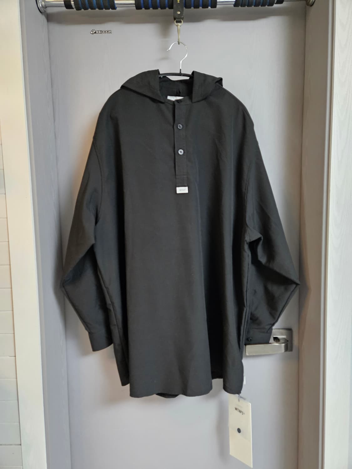 더블탭스 WTAPS 후드 셔츠 블랙 X03 새상품 상품이미지1