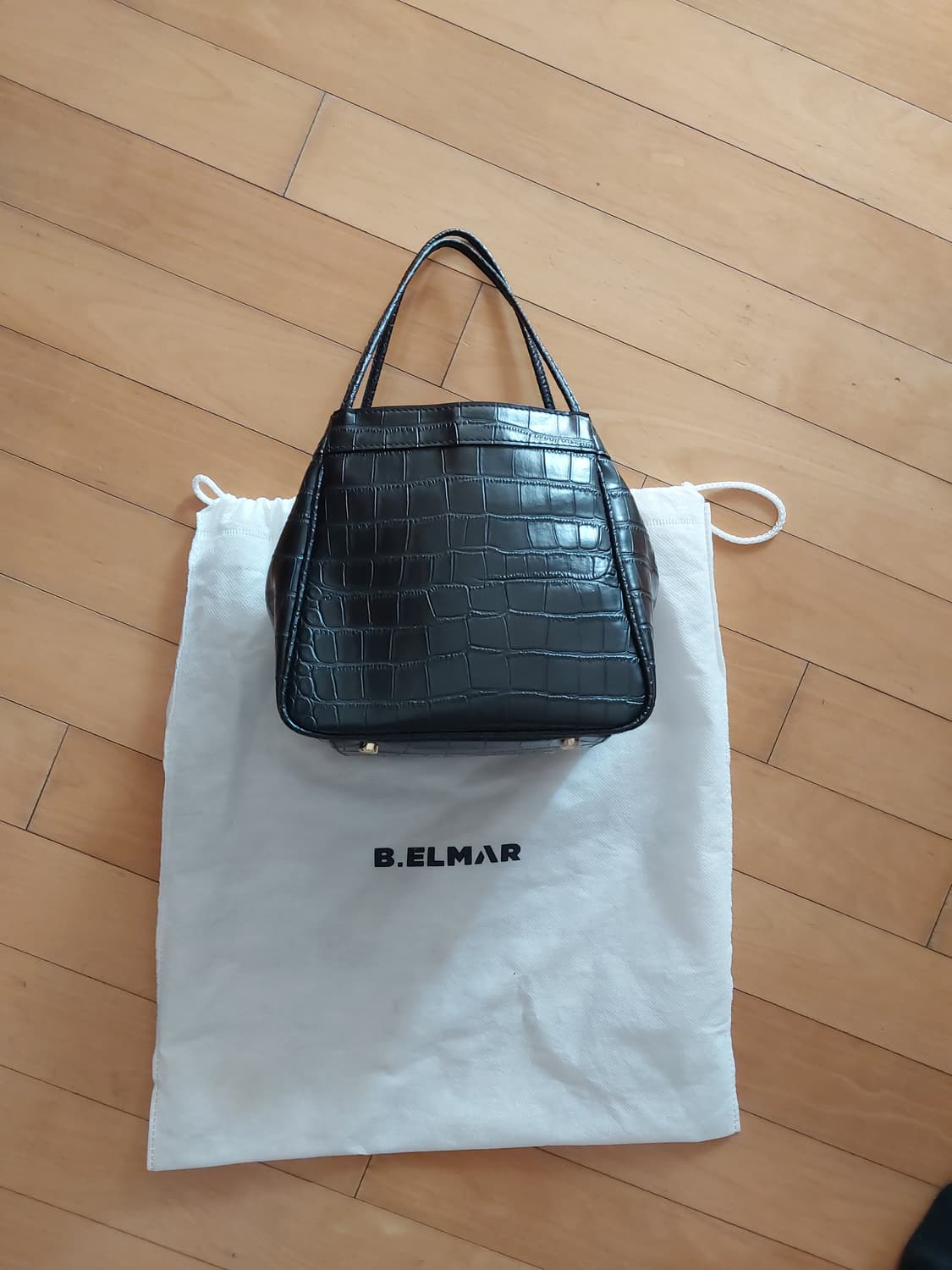비 엘마 크로커다일 패턴 토트백 상품이미지2