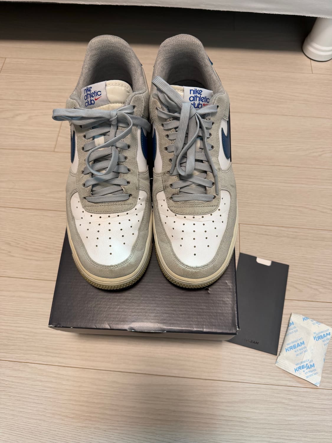 에어포스1 에슬래틱클럽 라이트스모그그레이 260 상품이미지2