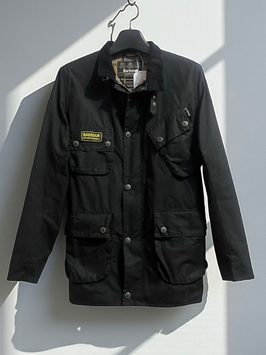 바버 인터내셔널 슬림 왁스 자켓 상품이미지1