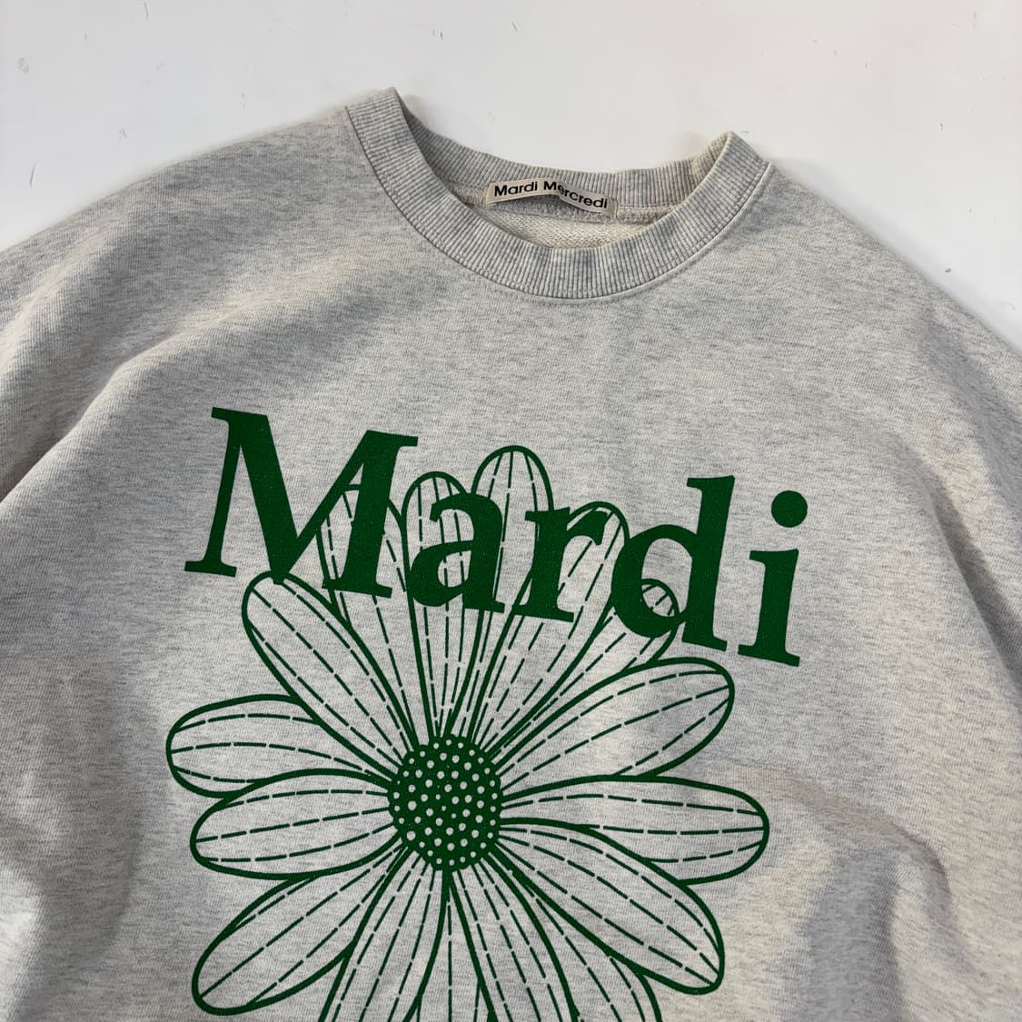 마르디 메크르디 맨투맨 상품이미지4