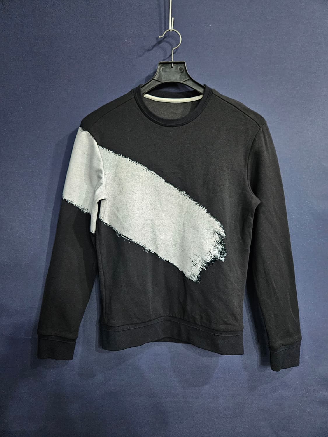 시스템옴므 프린팅 블랙컬러 남성 95~100 맨투맨  상품이미지1