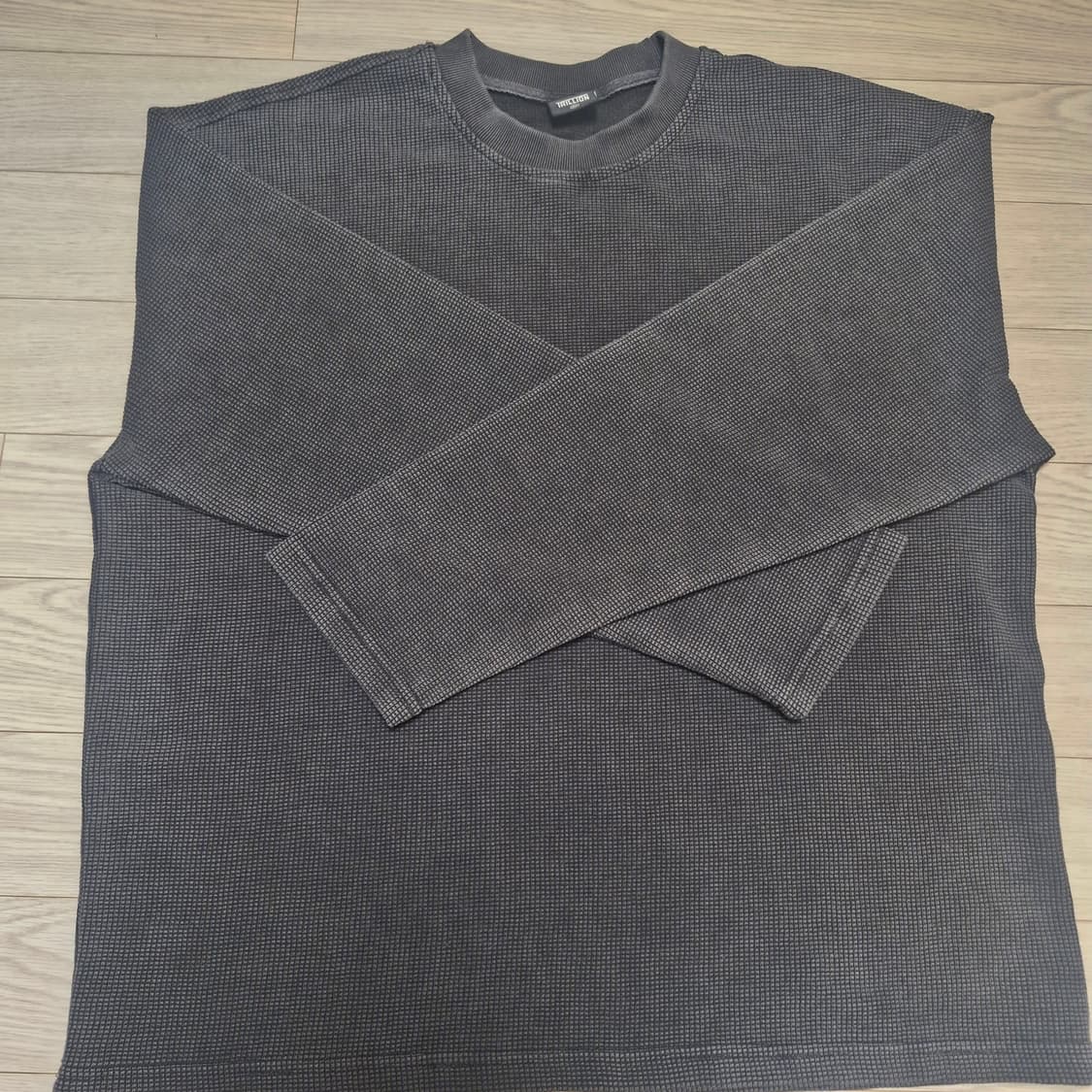 트릴리온 와플 크롭 롱슬리브 상품이미지2