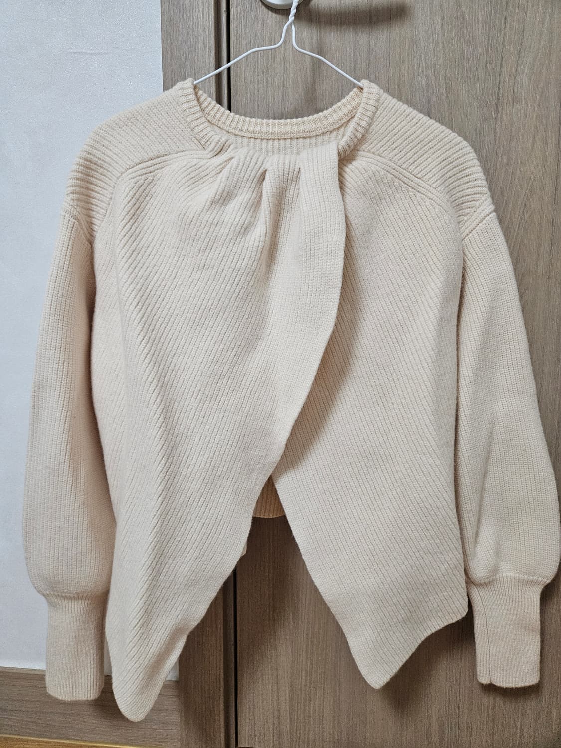 아이보리 니트 상품이미지1