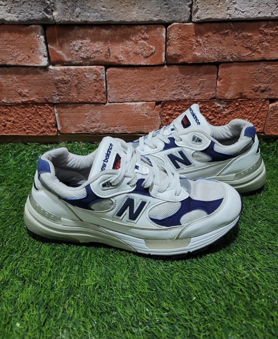 뉴발란스 992  MADE IN USA 화이트 네이비 275 상품이미지1